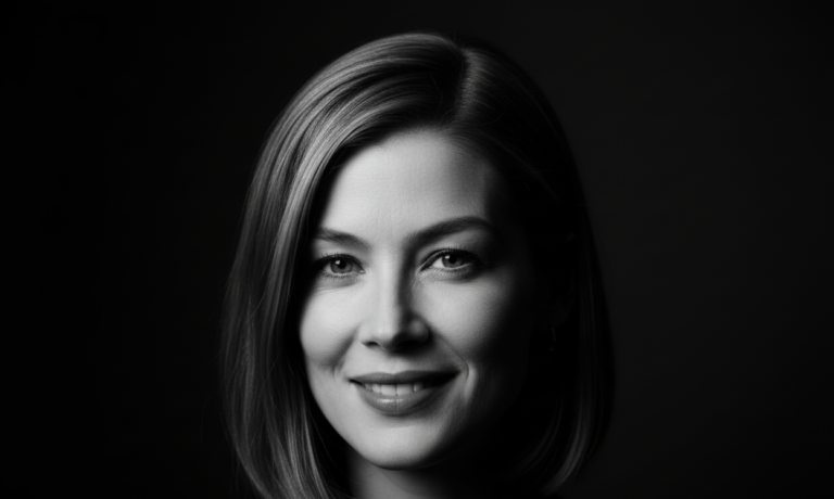 Rosamund Pike
