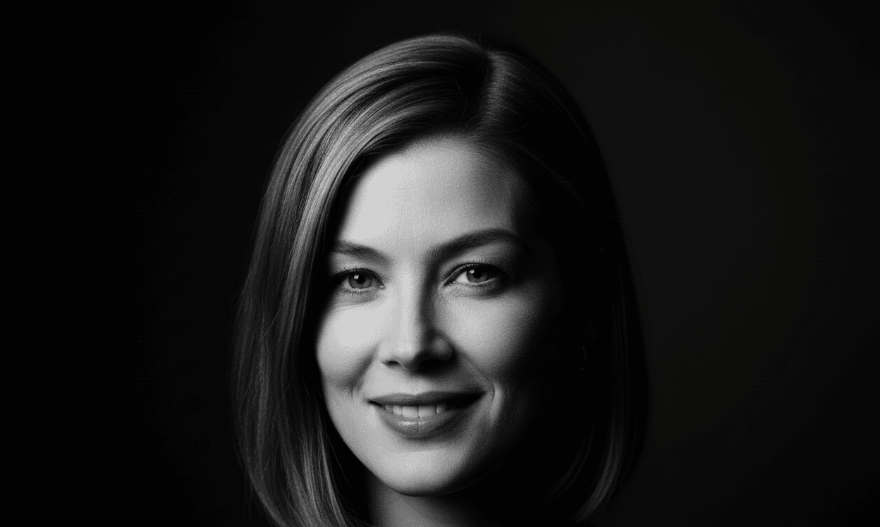 Rosamund Pike
